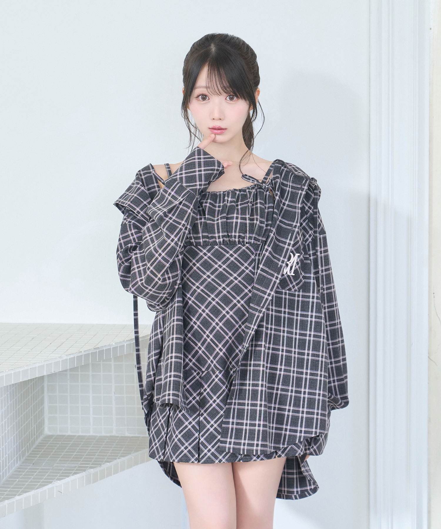 Rosé Muse – BUNNY APARTMENT