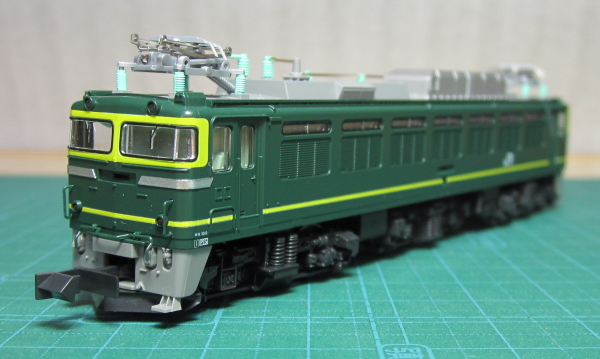 KATO 24系寝台特急「トワイライトエクスプレス」入線: 仏間鉄道