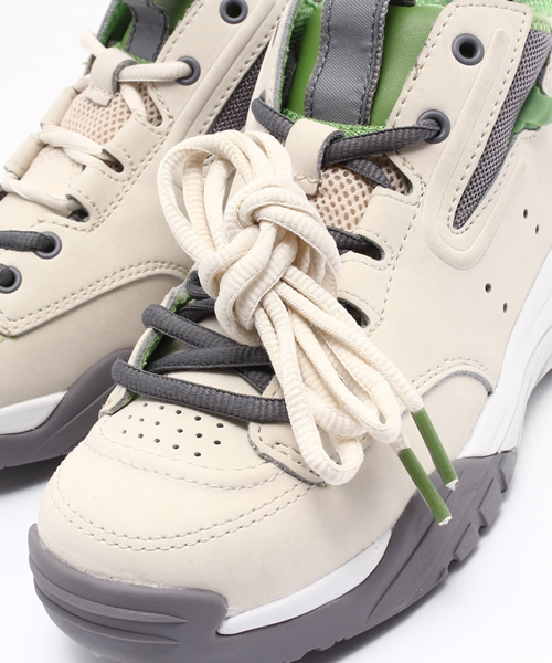 GRAVIS（グラヴィス）の「日本限定 ユニセックス グラビス ライバル