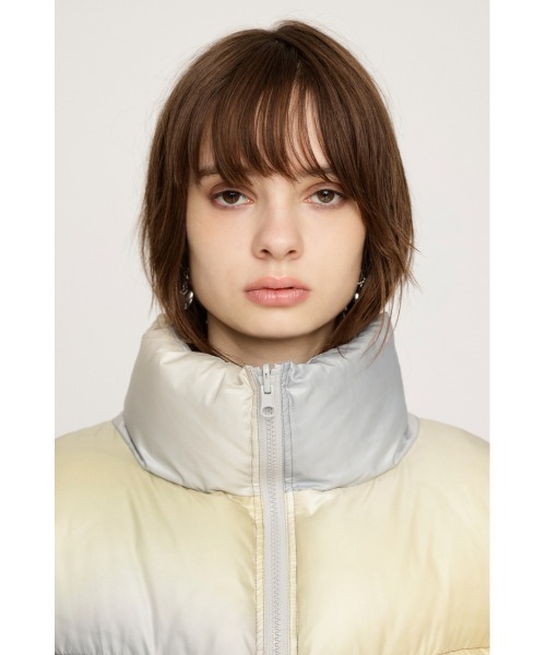 SLY（スライ）の「GRADATION REVERSIBLE PUFFER JK グラデーション