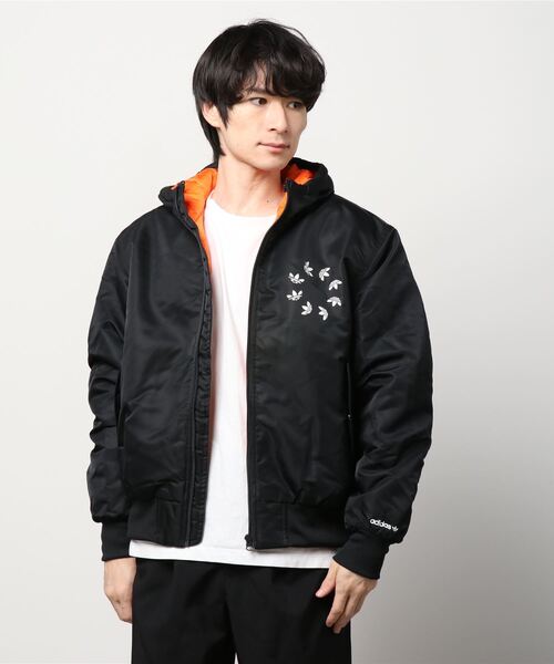 adidas（アディダス）の「ボールド ボンバージャケット / アディダス