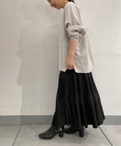 BEARDSLEY（ビアズリー）の「圧縮ジャージードルマンプルオーバー