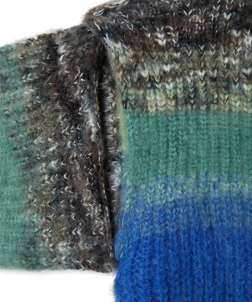PERVERZE（パーバーズ）の「Gradient Stripe Wide Cardigan