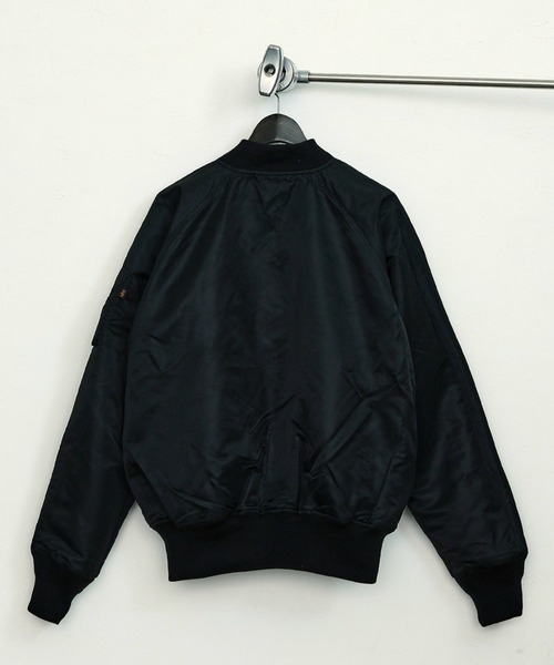 Alpha Industries（アルファインダストリーズ）の「リバーシブル