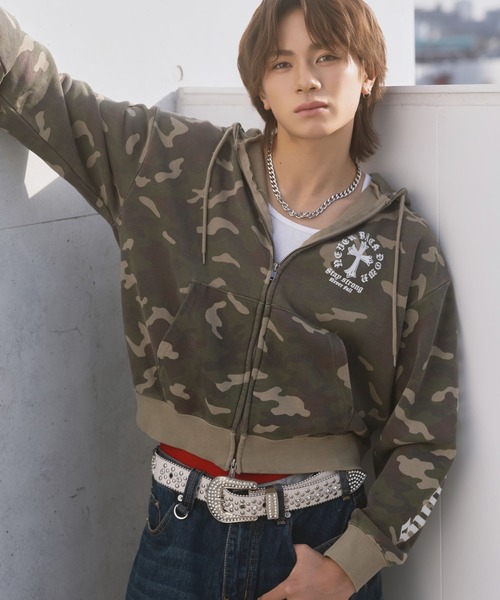 内田金吾くん着用】短丈ダブルジップパーカー/クロスロゴ