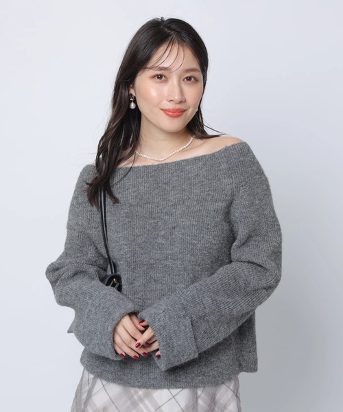 Apuweiser-riche（アプワイザーリッシェ）の「ベロアリボンゆるニット