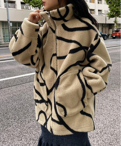 Ameri（アメリ）の「2WAY REVERSIBLE BOA JACKET（ムートンコート
