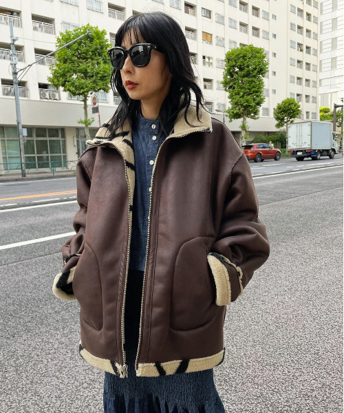 Ameri（アメリ）の「2WAY REVERSIBLE BOA JACKET（ムートンコート