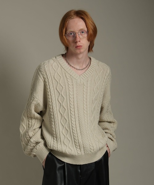 LURAKU（ルラク）の「【LURAKU】V-neck Short Length Cable Knit / V