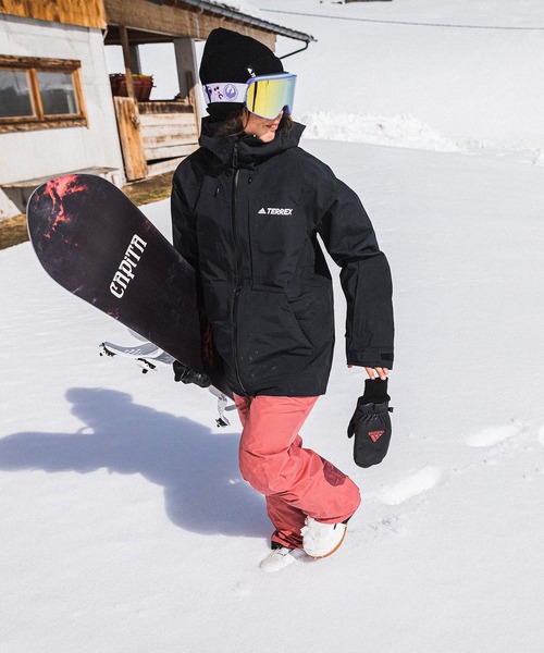 adidas（アディダス）の「テレックス 3層 GORE-TEX スノービブパンツ