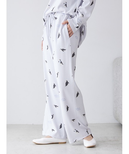 gelato pique（ジェラートピケ）の「ペンギン柄ロングパンツ（ルーム
