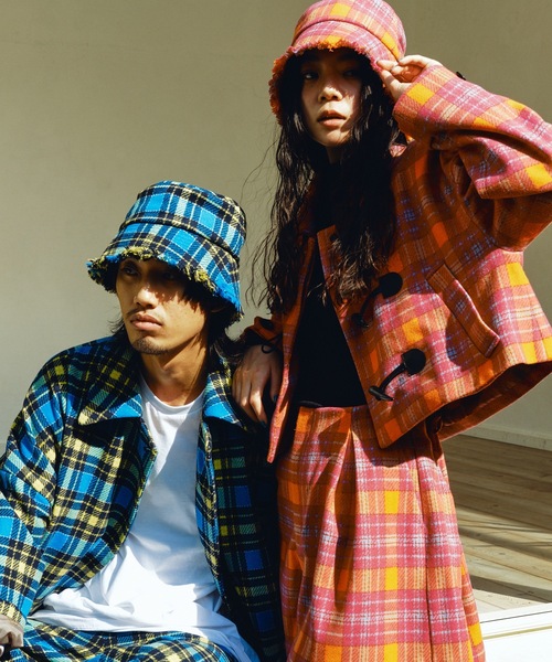 moyan ecri（モヤン エクリ）の「ショートダッフルチェックコート