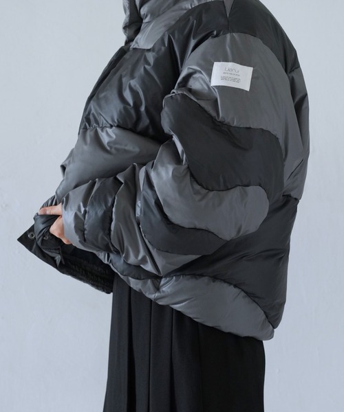 ZOZOランキング1位獲得 】ウェーブ バイカラー ダウンジャケット