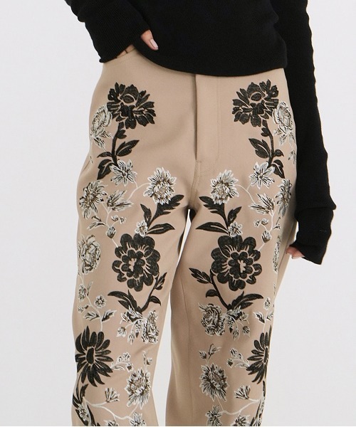 セール】FLOWER EMBROIDERY PANTS（その他パンツ）｜CLANE（クラネ）の