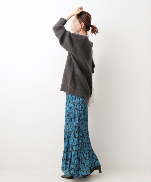 IENA（イエナ）の「ウォッシャブルラクーンMIX Vネックプルオーバー