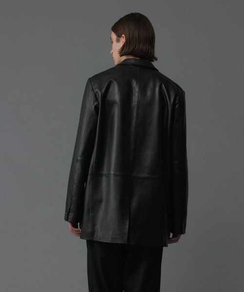 ADAM ET ROPE'（アダムエロペ）の「3ボタン シープレザー テーラード