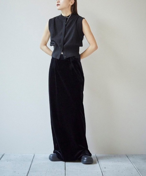TODAYFUL（トゥデイフル）の「TODAYFUL Pencil Velour Skirt ペンシル