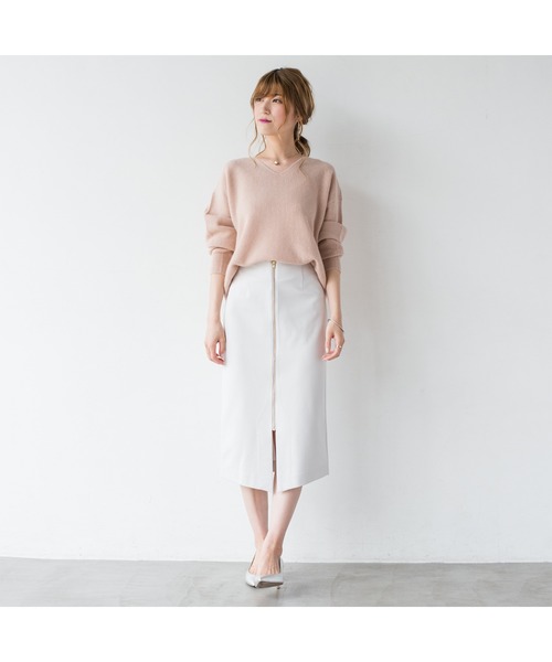 LOUNGEDRESS（ラウンジドレス）の「カシミヤ100畦Vネックニット