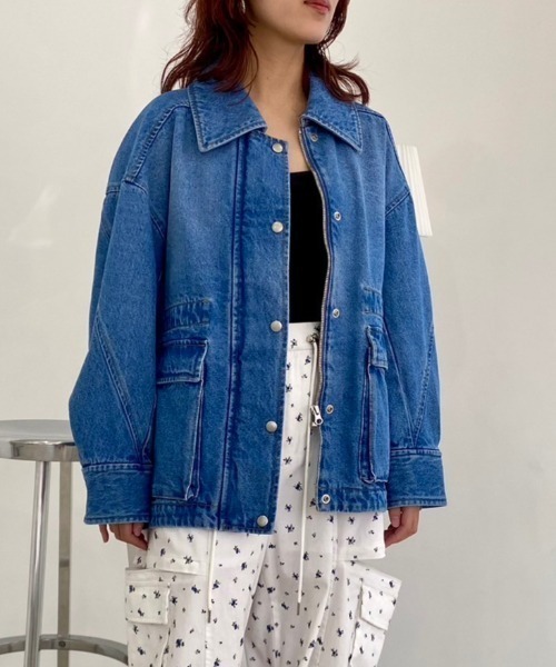 LILY BROWN（リリーブラウン）の「バリエーションドロストオーバー