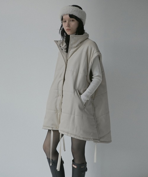 LE CIEL BLEU（ルシェルブルー）の「フェイクレザーパッドコート