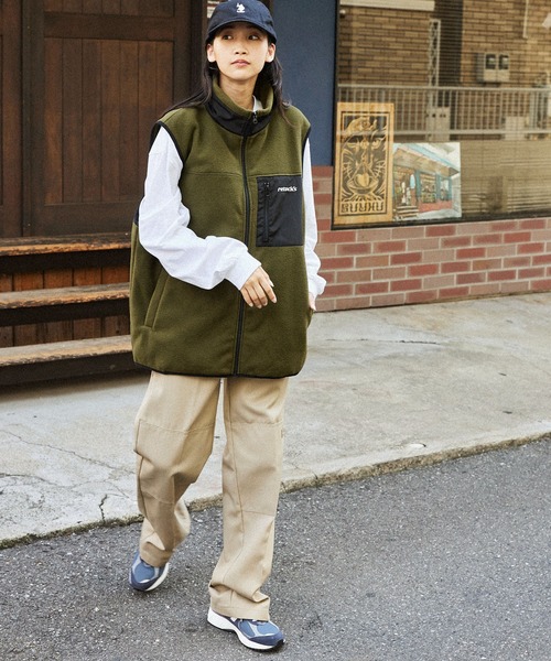 retock's】ロゴ刺繍 スタンドボアフリースジップベスト MONO-MART