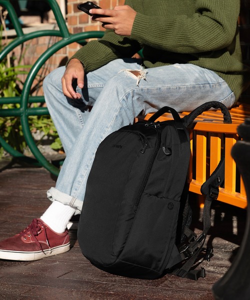 pacsafe/パックセーフ V 26L Tour Backpack（バックパック/リュック