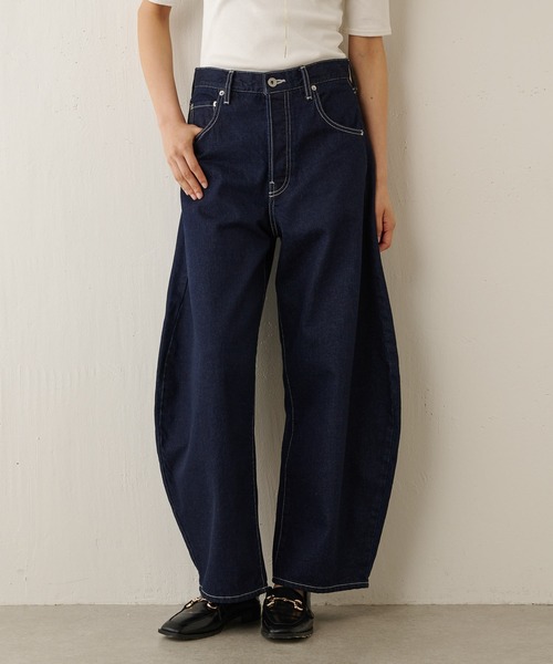 Whim Gazette（ウィムガゼット）の「ラインカーブデニム（デニムパンツ