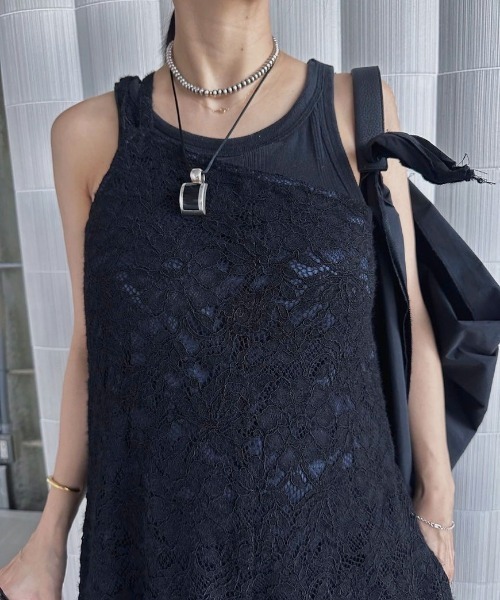 Ameri（アメリ）の「ONE SHOULDER LACE FLARE ROMPERS（サロペット