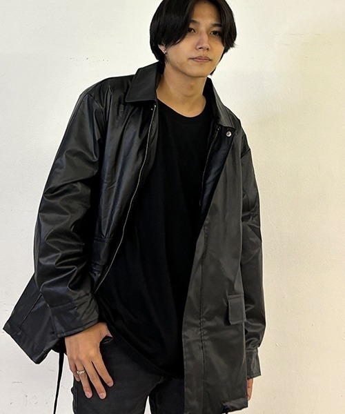 ヴィンテージライクな雰囲気がたまらない。オーバーサイズ PUレザー