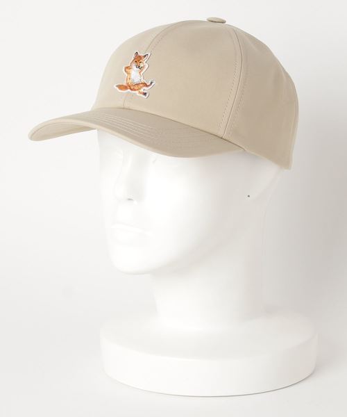 Maison Kitsune（メゾンキツネ）の「CAP 6P CHILLAX FOX PATCH