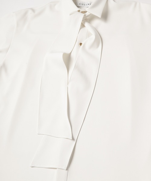 CULLNI（クルニ）の「23-SS-046 / Double Satin Bow Tie Short Sleeve