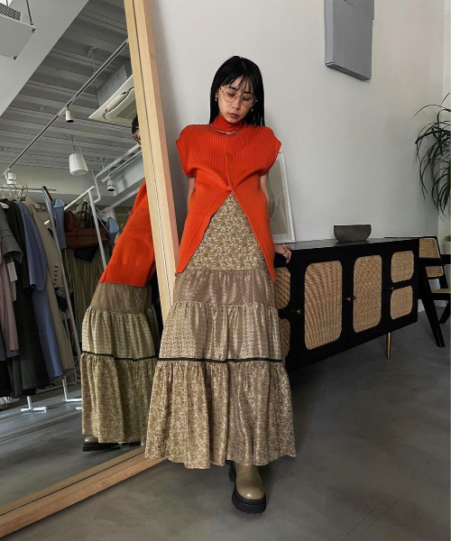 Ameri（アメリ）の「POSIE NOSTALGIC TIERED SKIRT（スカート）」 - WEAR