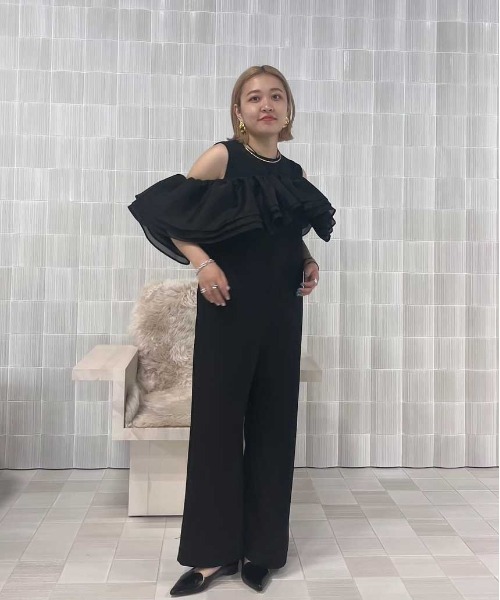 Ameri（アメリ）の「MANY WAY LADY LIKE FRILL ROMPERS（サロペット