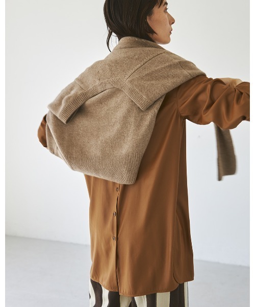 TODAYFUL（トゥデイフル）の「Vネックカシミヤニット（ニット/セーター