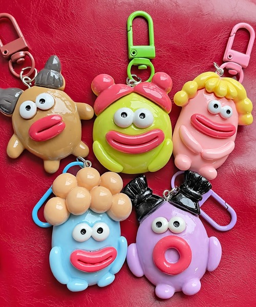 モンスターミニキーホルダー（キーホルダー）｜SPINNS（スピンズ）の