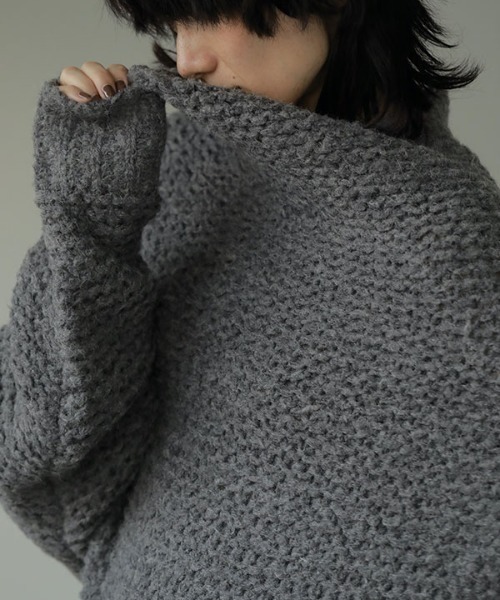 ETRE TOKYO（エトレトウキョウ）の「タートルローゲージニット