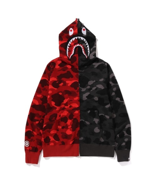 A BATHING APE（アベイシングエイプ）の「COLOR CAMO SEPARATE SHARK