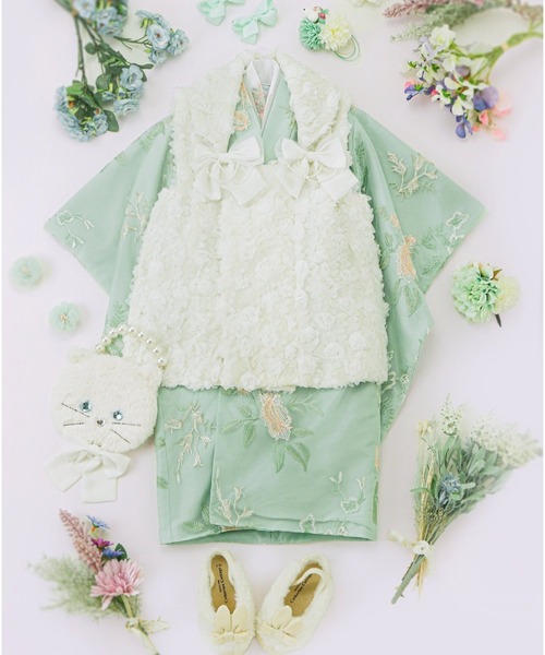 セール】七五三 チュール刺繍着物とバラ生地被布セット（着物