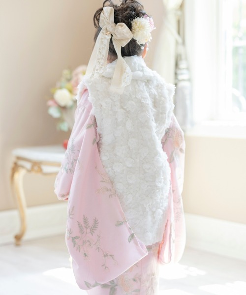 セール】七五三 チュール刺繍着物とバラ生地被布セット（着物