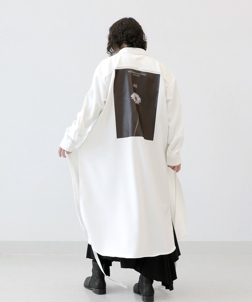minsobi（ミンソビ）の「フラワーロングシャツコート ロング丈スリット