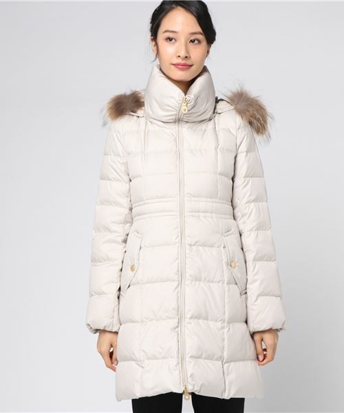 BLUE LABEL CRESTBRIDGE（ブルーレーベルクレストブリッジ）の