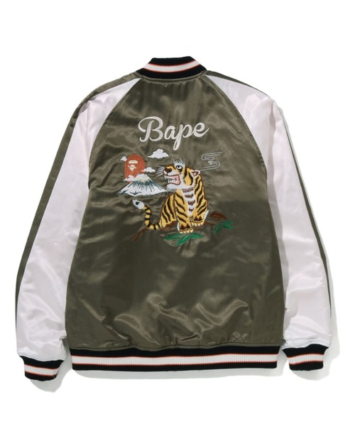 A BATHING APE（アベイシングエイプ）の「BAPE SOUVENIR JACKET M