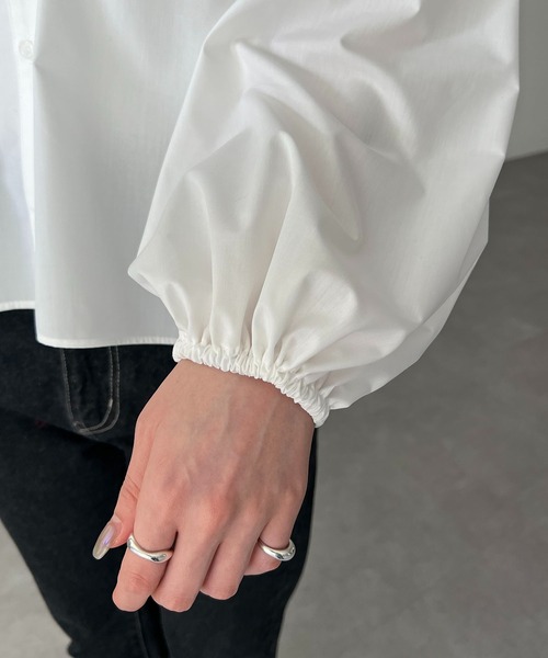 CAPRICIEUX LE'MAGE（カプリシューレマージュ）の「バックリボンシャツ