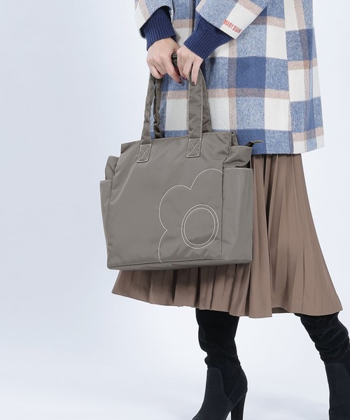 MARY QUANT（マリークワント）の「ナイロンデイジーステッチ トート