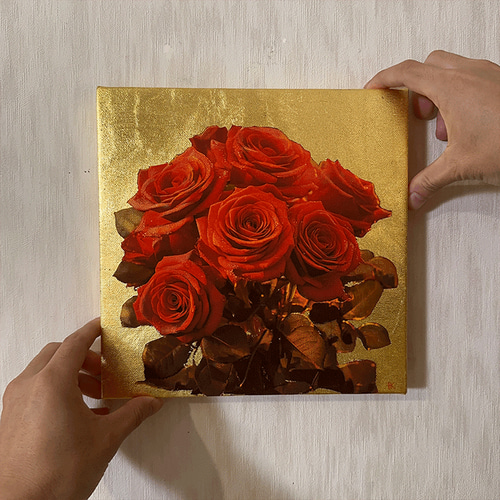 赤いバラの花束」金色キャンバス絵画※純金箔使用 絵画 開運絵師工房