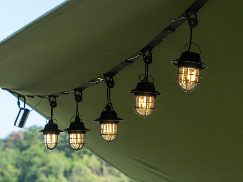 DODから連結できる吊り下げ式LEDランタン「ミスタードングリ」登場