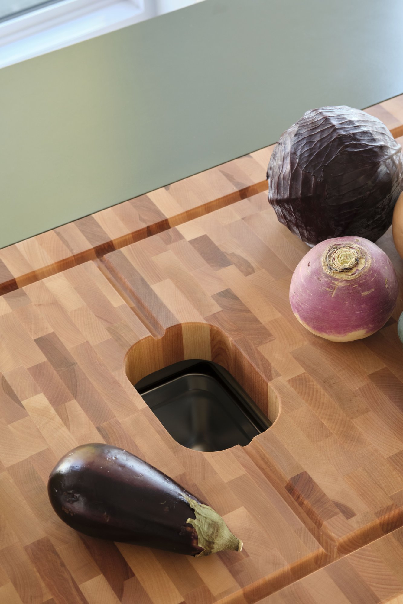 Kitchen Island 4836 - Canadel