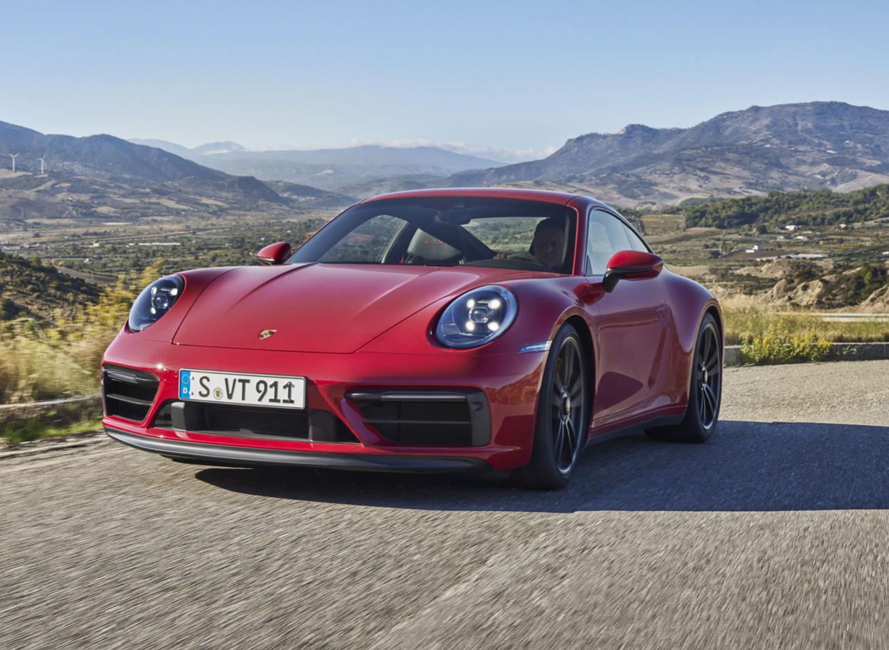 ポルシェが「911 GTS」モデルの受注を開始！ 480ps/570Nmを発揮する3.0