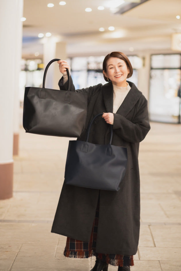 どんなシーンでも活躍！】ユニセックスで使える【フェイクレザートート