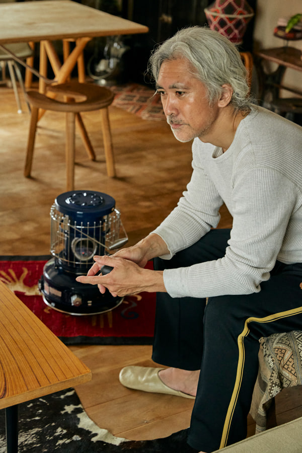 ストーブの名品＜アラジン＞と＜BEAMS JAPAN＞の2021年コラボモデルを